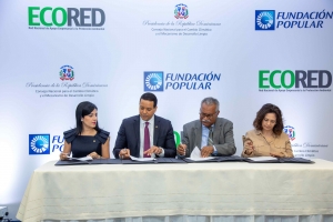 Firma de la Declaratoria de Compromiso para la Articulación Empresarial a la Acción Climática en la República Dominicana.